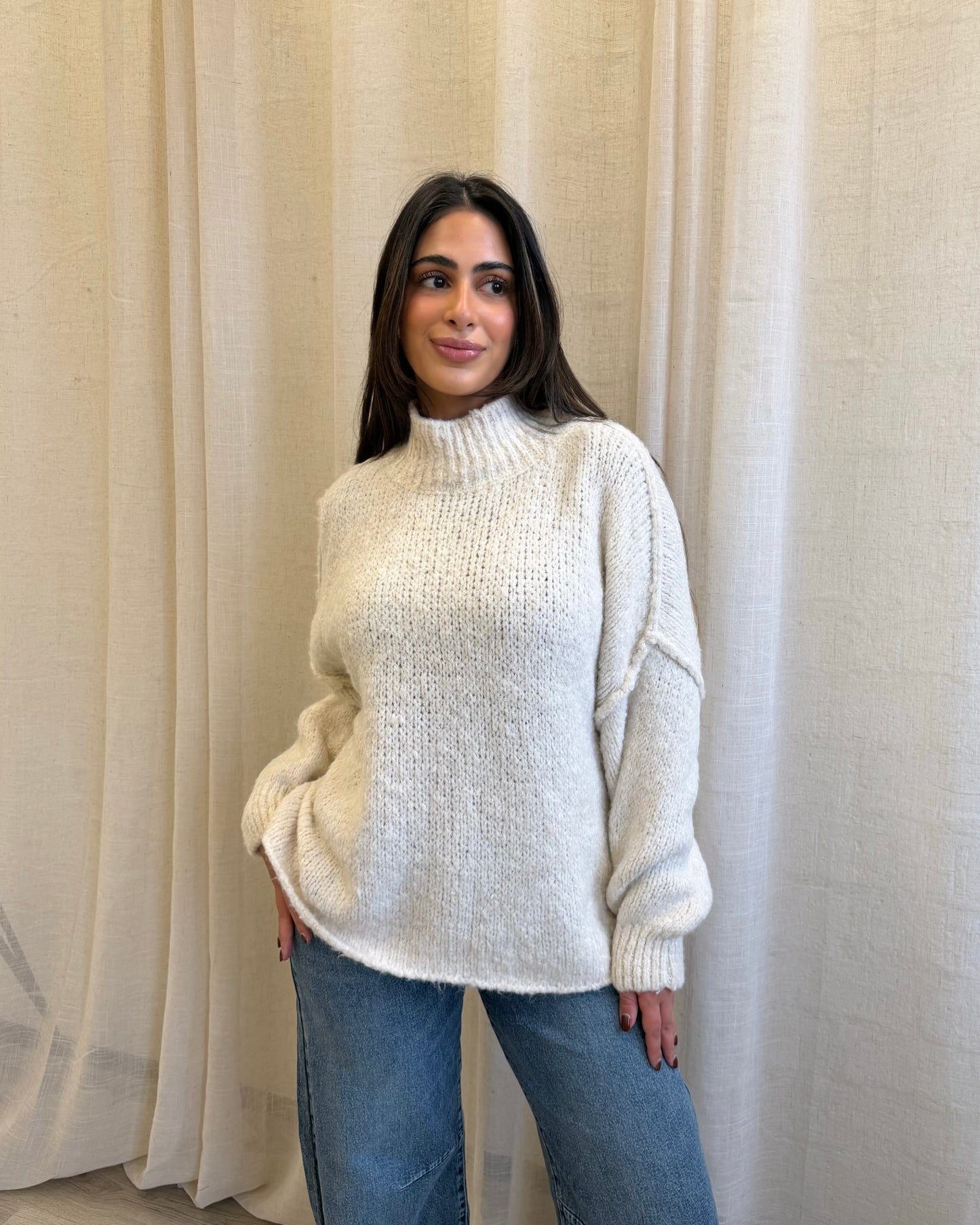 Liv Sweater White
